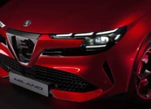 Nuove Alfa Romeo Giulia e Stelvio: avranno targa centrale e nuovo scudetto “chiuso”