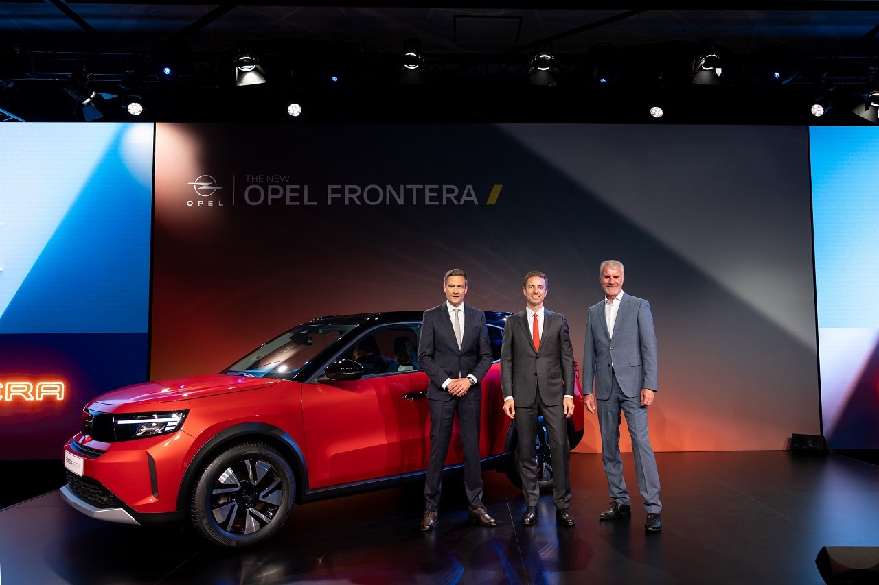 Nuovo Opel Frontera mostrato per la prima volta dal vivo a Istanbul