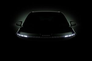 Skoda Elroq: primo sguardo al look del nuovo SUV compatto elettrico [TEASER]
