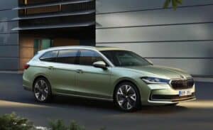 Skoda Superb Wagon 2024: design evoluto e tecnologie all’avanguardia. Le caratteristiche