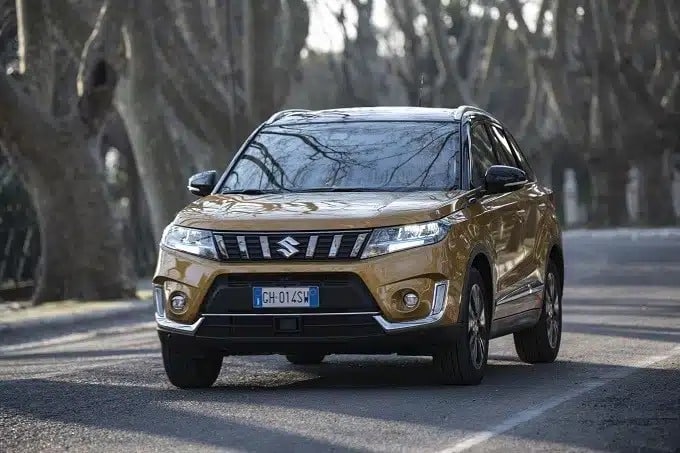 Suzuki Vitara 2024: il SUV tuttofare e le sue caratteristiche