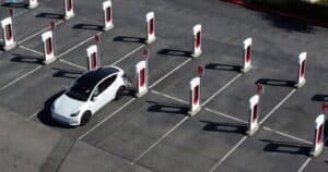 Elon Musk: “Tesla investirà 500 milioni di dollari nella rete Supercharger”
