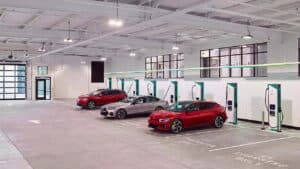 Il 90% degli acquirenti di auto punterà sui veicoli elettrici entro il 2033 secondo uno studio americano