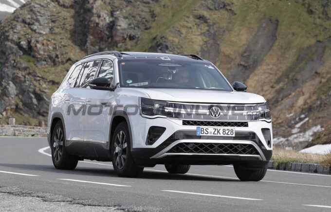 Volkswagen Atlas 2025 - Foto spia 30-05-2024