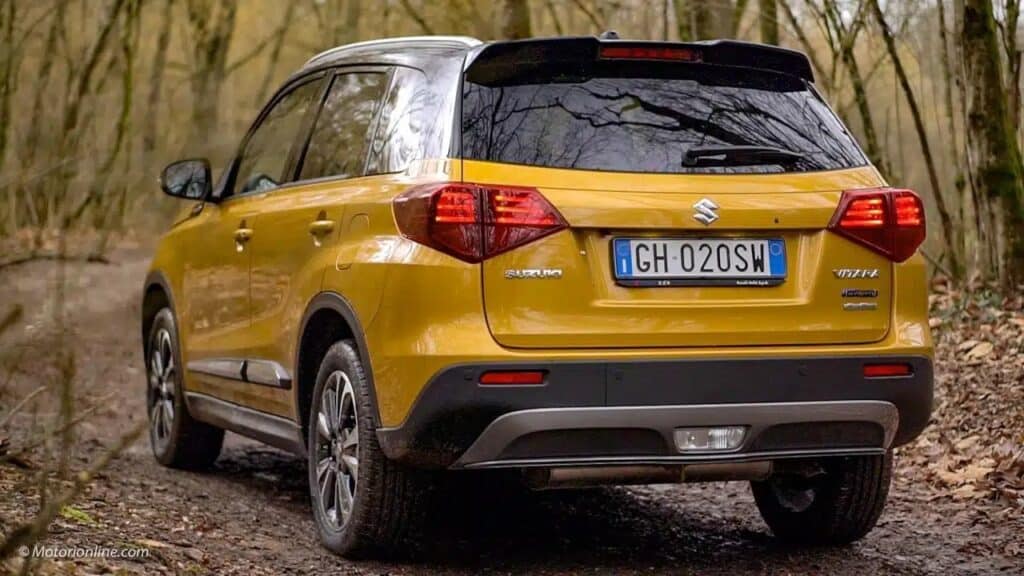 Suzuki Vitara 2024: il SUV tuttofare e le sue caratteristiche