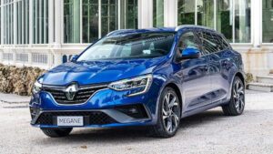 Renault Mégane Sporter 2024: motori, caratteristiche e allestimenti della station wagon