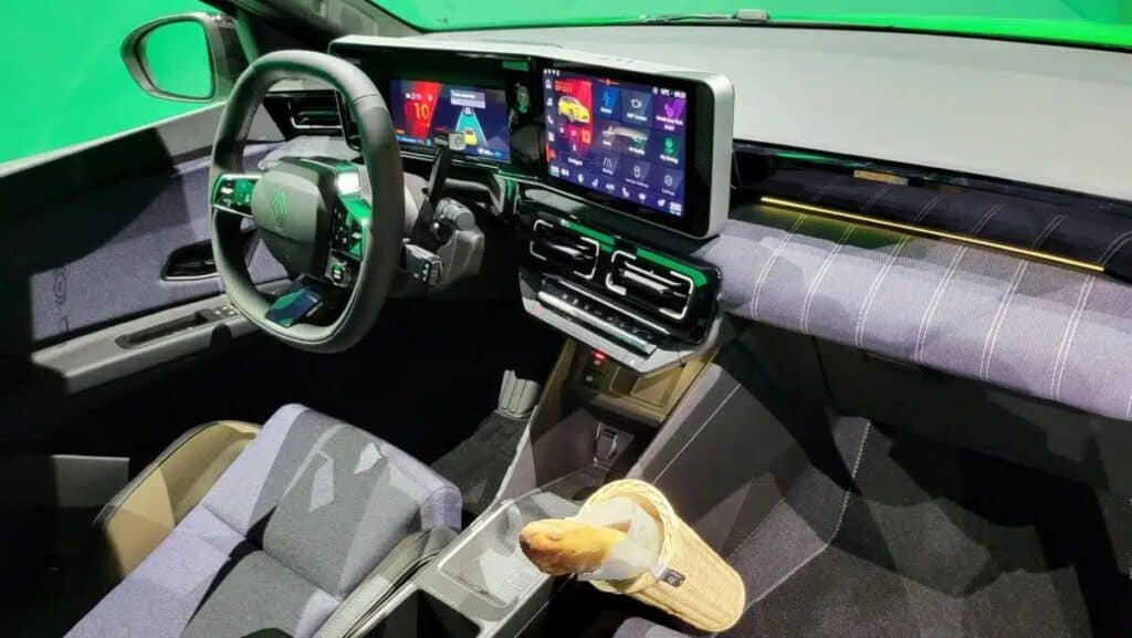 Renault 5 E-Tech 2024