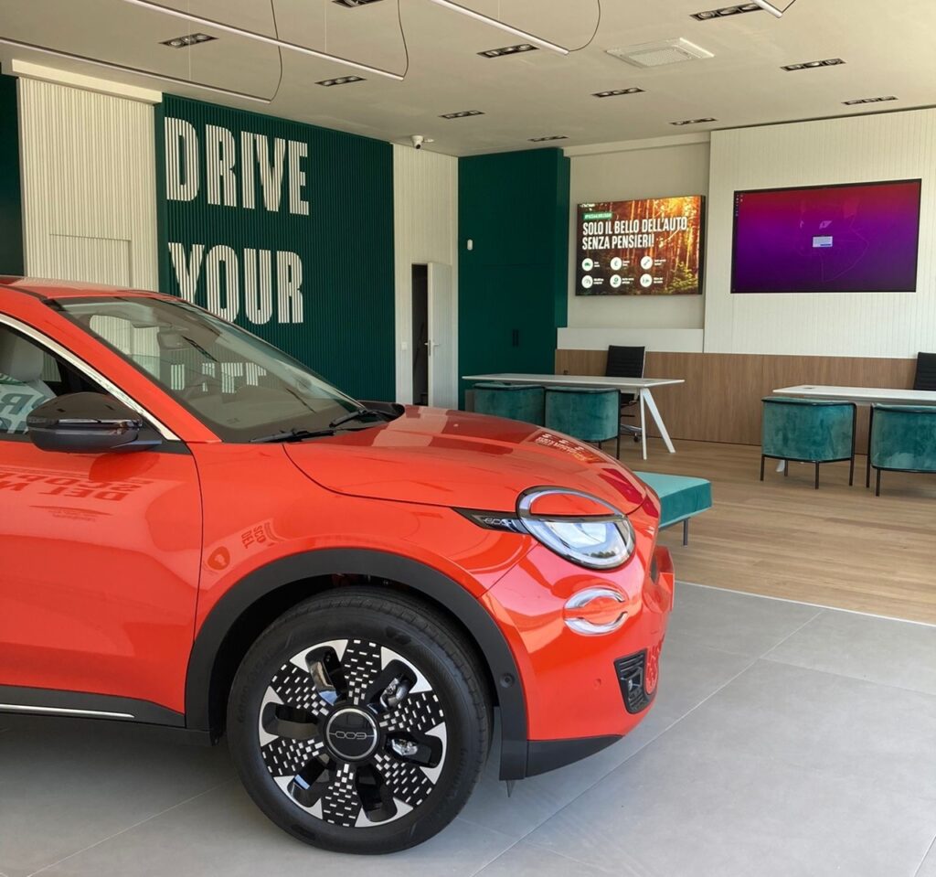 Arval ha inaugurato il nuovo store a Monza