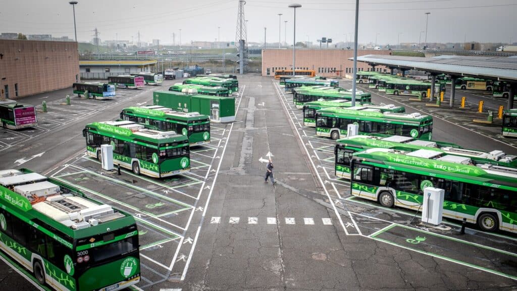 Milano: entro l’estate avrà 280 bus elettrici