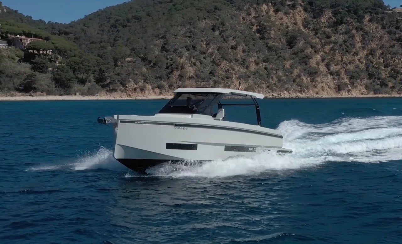 De Antonio D32 Open: la prova della barca a motore spagnola [VIDEO]