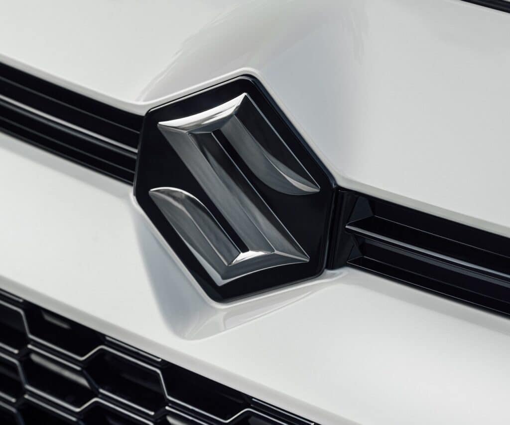 Suzuki si conferma al di sotto della media di mercato come emissioni di CO2