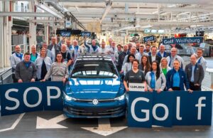 Volkswagen Golf: lo stabilimento di Wolfsburg celebra 50 anni di produzione della vettura