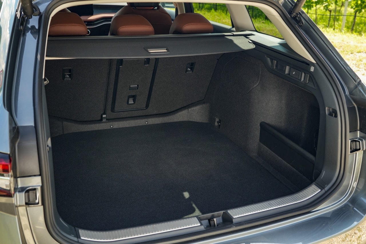 Skoda Superb 2024 - Bagagliaio