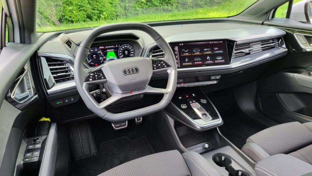 Audi Q4 e-tron e Sportback e-tron 2024: caratteristiche, prezzi e motori