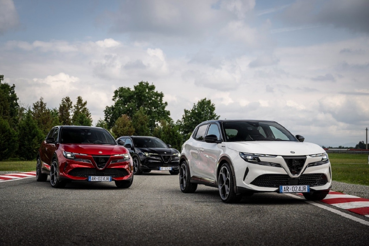 Alfa Romeo Junior Veloce piace agli inglesi: “Piacere di guida unico”