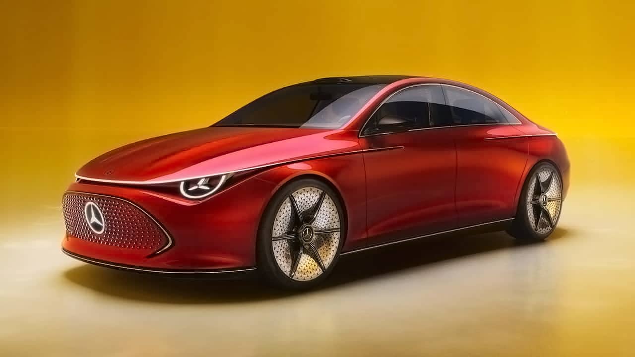 Un nuovo crossover elettrico per Mercedes: la base dovrebbe essere la nuova CLA EV