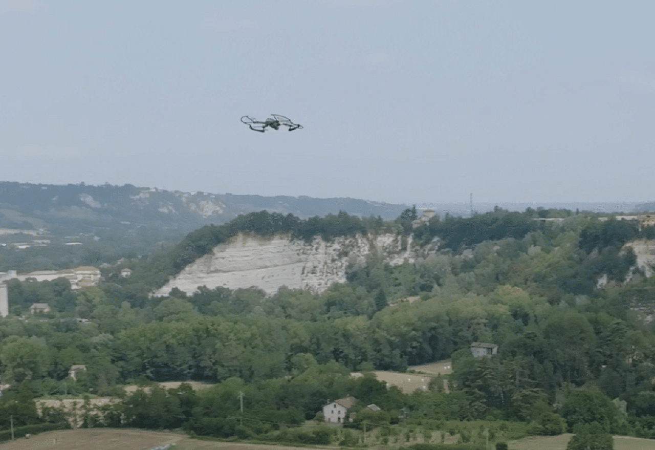 Autostrade per l’Italia: un drone per monitorare il traffico estivo