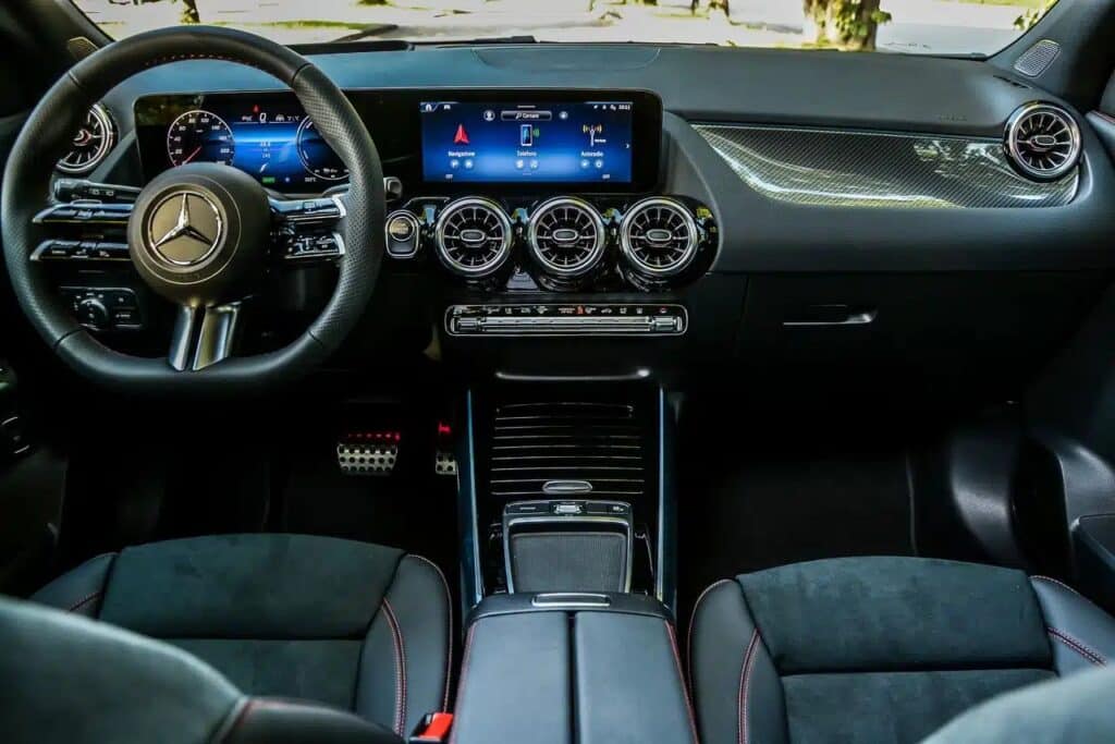 Mercedes GLA 2024: motori, caratteristiche e prezzo