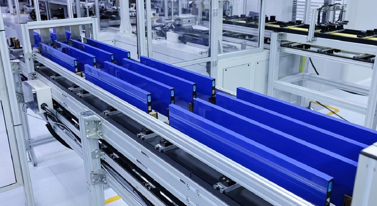Geely svela la sua batteria LFP da 1 milione di chilometri