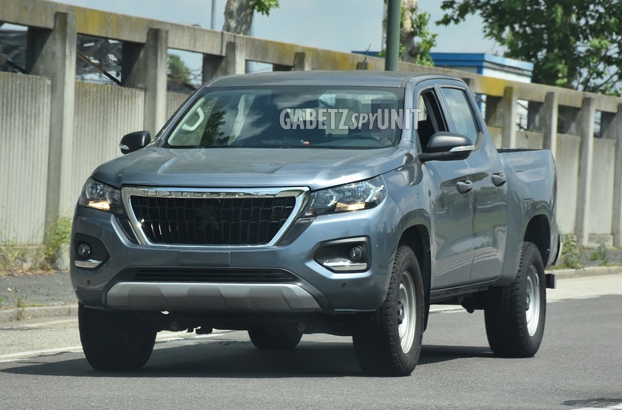Peugeot Landtrek 2024 avvistato nei pressi di Mirafiori