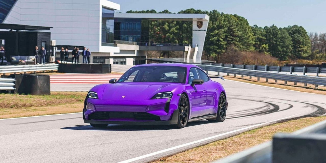 Porsche: “I nostri obiettivi di elettrificazione dipenderanno dalla domanda”