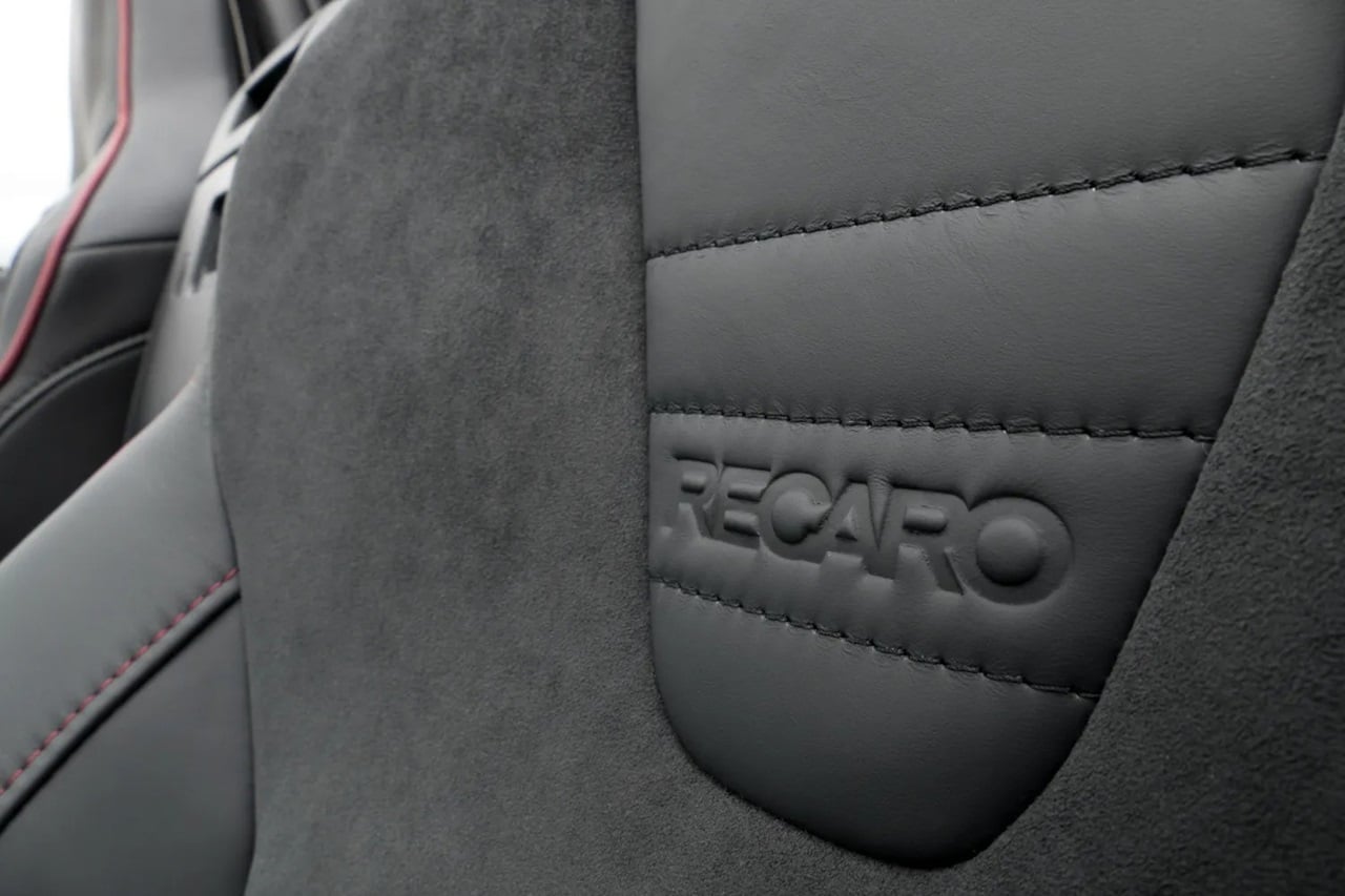 Recaro: la famosa azienda di sedili per auto dichiara bancarotta