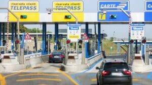 Telepass: da oggi (1° luglio) cambiano le tariffe, ecco le novità