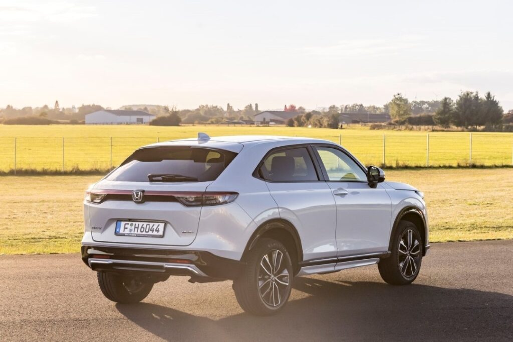 Honda HR-V 2024: il SUV compatto che combina stile e funzionalità. Le caratteristiche