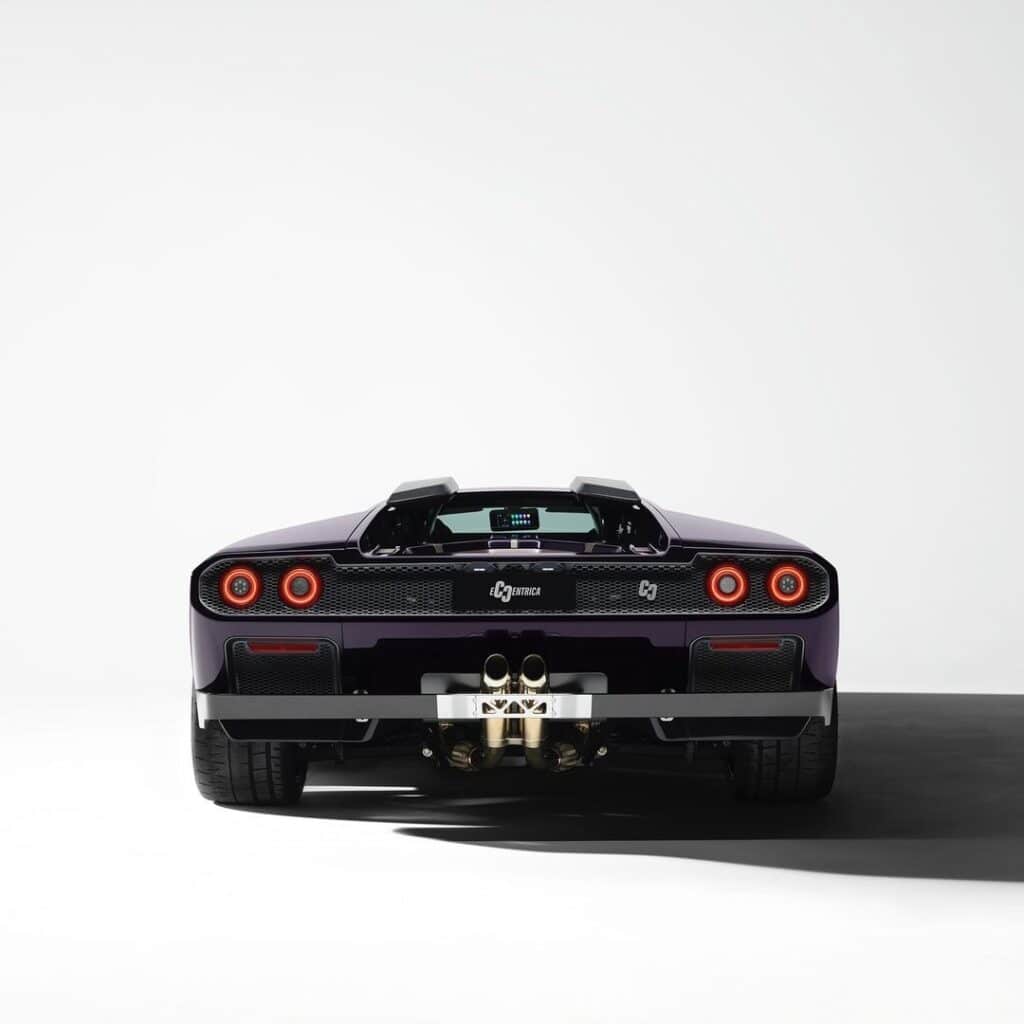Eccentrica V12 VIDEO: il restomod che rende omaggio alla Lamborghini Diablo