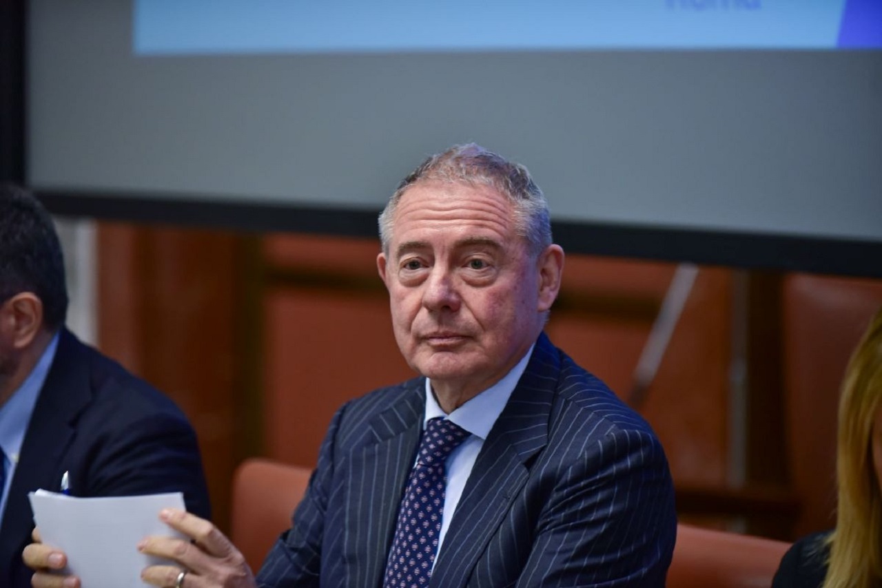 Urso ai sindacati: “Con Stellantis nessuno scontro”