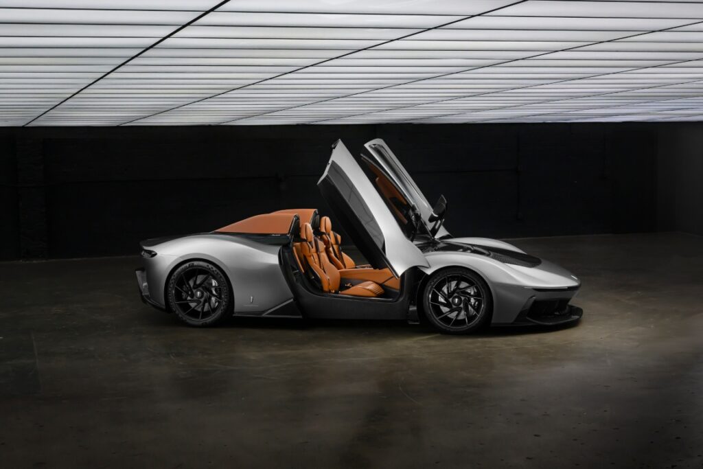 Pininfarina e Warner Bros insieme per la B95 Gotham: un tributo al Cavaliere Oscuro