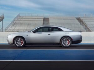 Dodge fa ascoltare il sound della Charger Daytona elettrica [VIDEO]