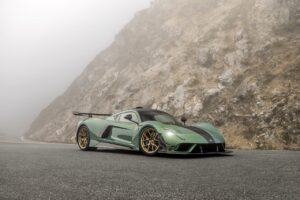 Hennessey Venom F5 ‘Stealth Series’: la super car ultra-limitata unisce artigianalità e prestazioni estreme [FOTO]