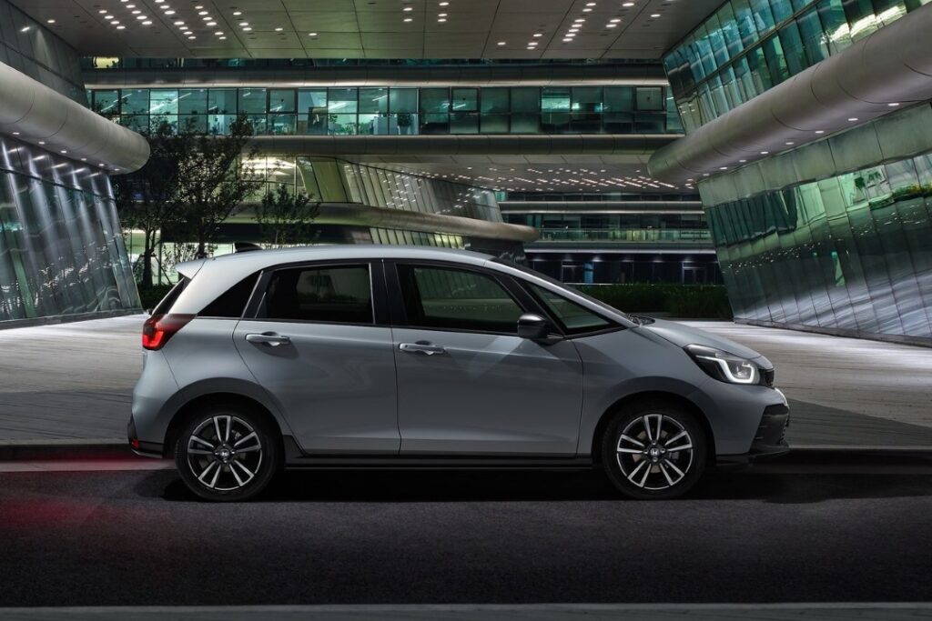 Honda Jazz Hybrid 2024: eleganza, potenza ed efficienza. Le caratteristiche