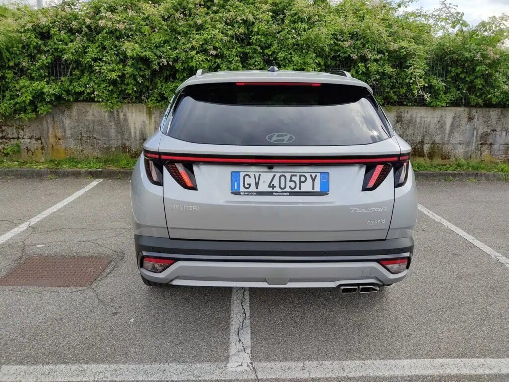 Hyundai Tucson 2024: caratteristiche, design e tecnologia
