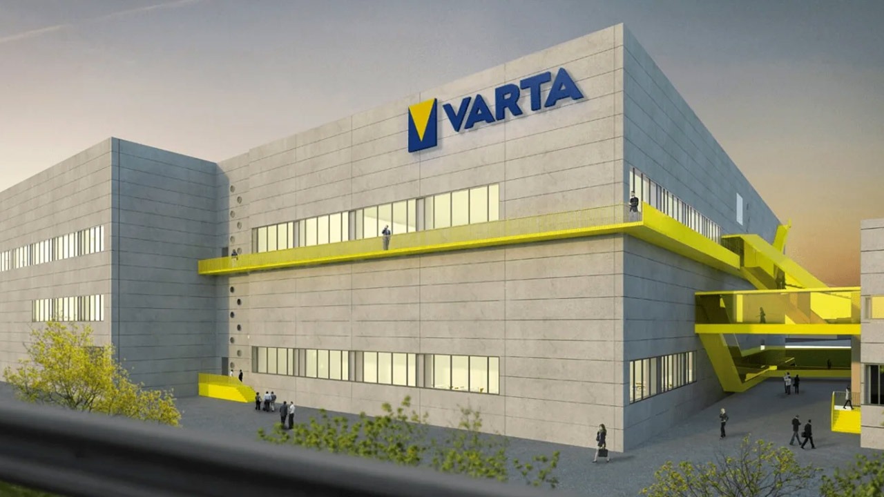 Porsche investe in Varta acquisendo la quota di maggioranza