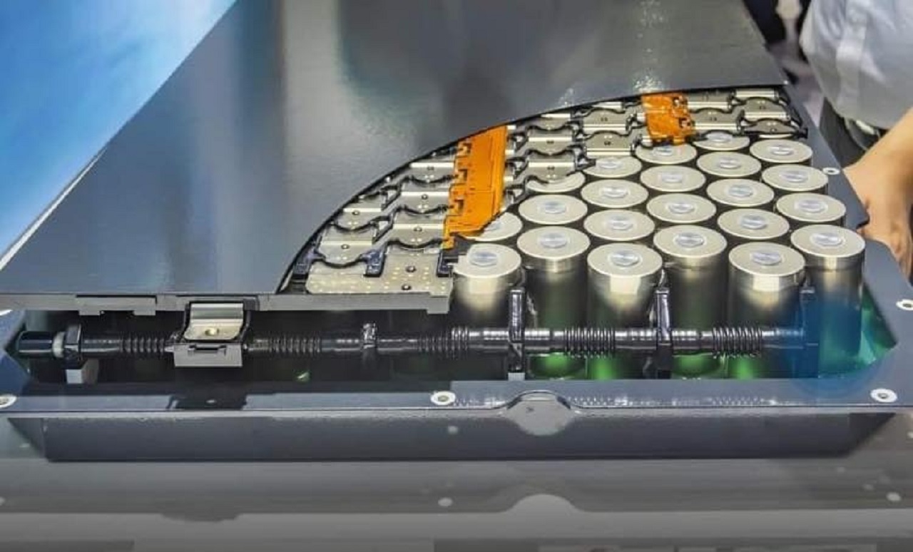 Samsung mostra nuova batteria allo stato solido da 965 km che si ricarica in 9 minuti