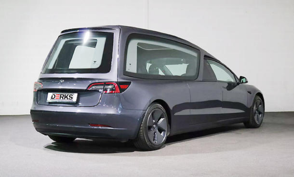 Tesla Model 3 carro funebre