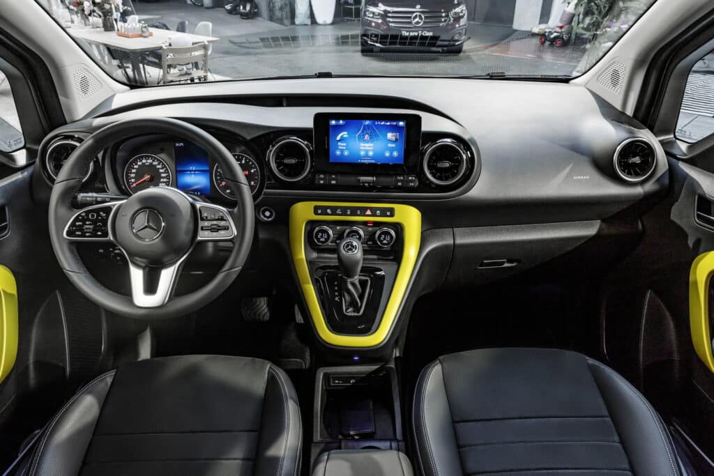 Mercedes T 2024: lusso e praticità in un multispazio di classe. Le caratteristiche