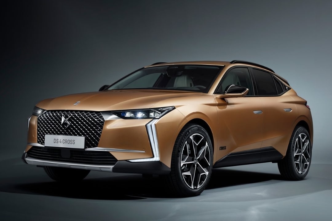 DS 4 2024: design, motori, prezzi e caratteristiche
