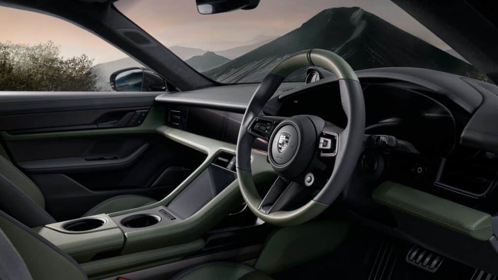 Porsche svela la Taycan Turbo S Celestial Jade