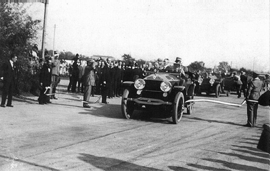 Autostrada A8 100 anni