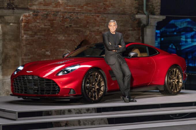 Aston Martin Vanquish: l’anteprima al Festival di Venezia tra le stelle del cinema [FOTO e VIDEO]