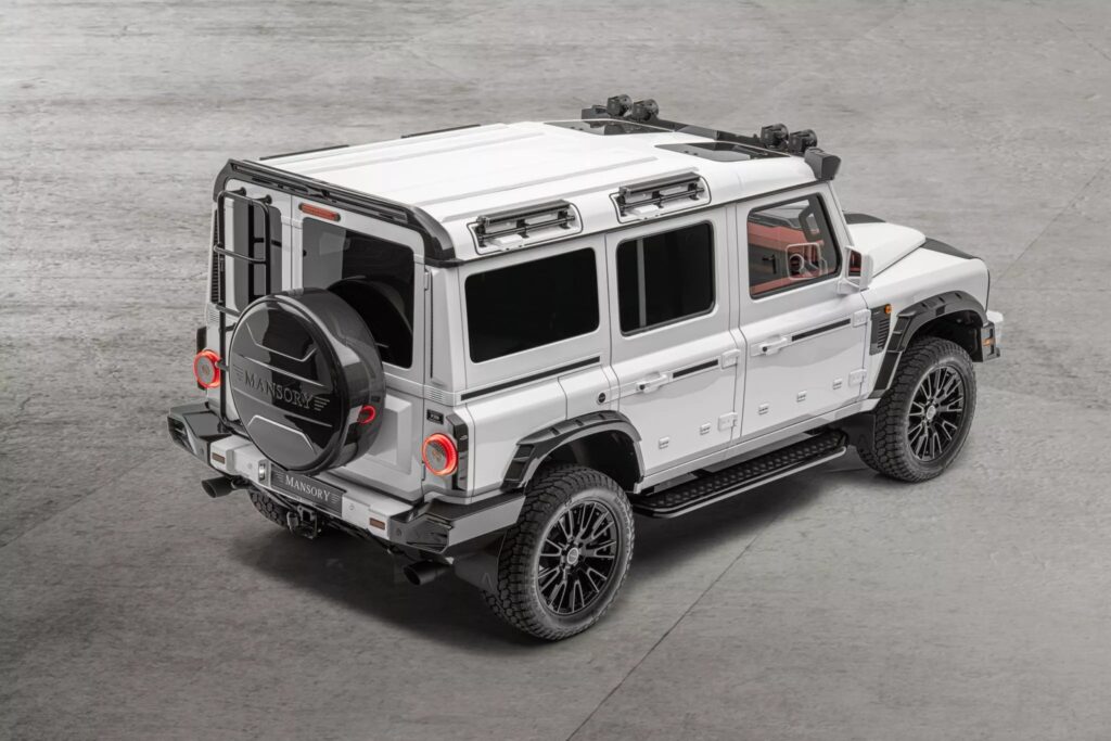 Mansory trasforma l’Ineos Grenadier: capolavoro fatto di fibra di carbonio