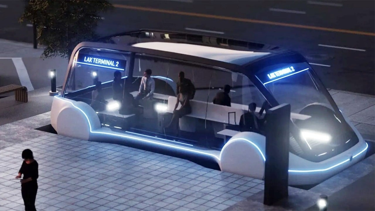 Elon Musk: “Con i robotaxi gli autobus non serviranno più”