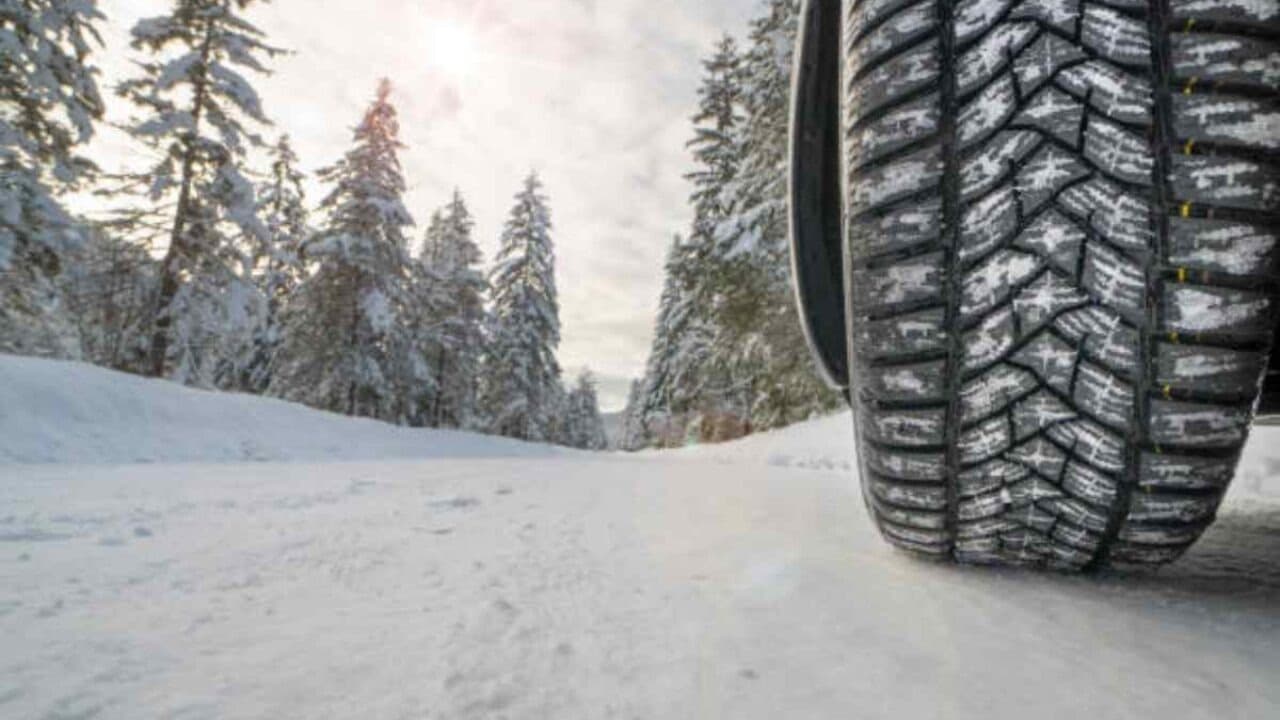 Assogomma ricorda che è tempo di prepararsi per il cambio gomme invernali