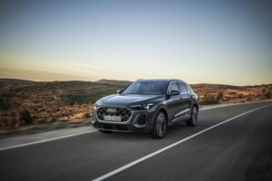 Audi Q5 2025: dimensioni, motorizzazioni e allestimenti