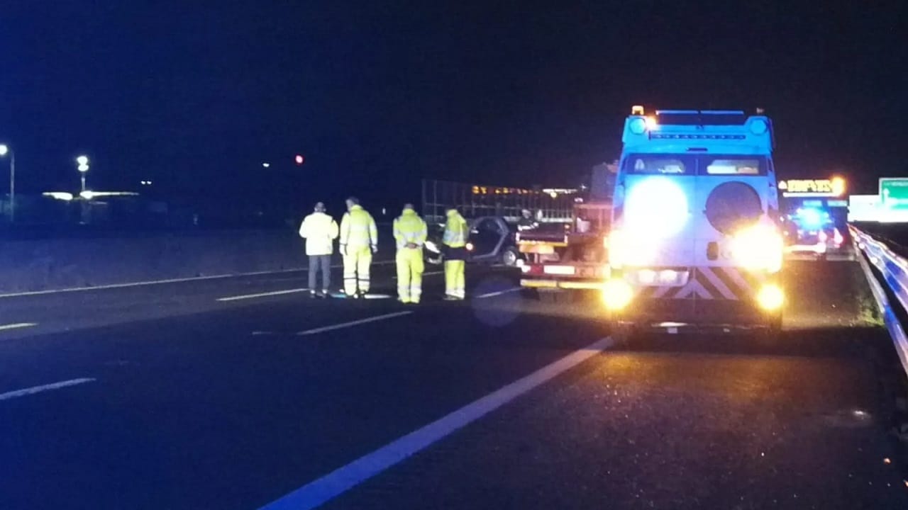 Autostrada A4: 24enne travolta e uccisa da due furgoni