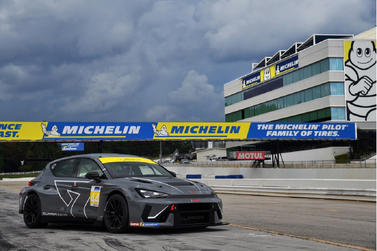 Cupra Leon VZ TCR debutta negli USA all’IMSA Michelin Pilot Challenge 2025