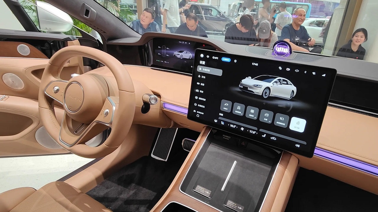 Gli USA vogliono vietare il software cinese nelle auto per motivi di sicurezza